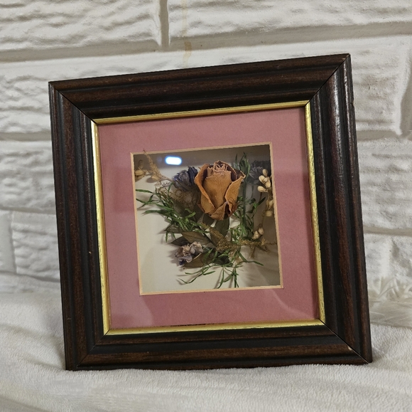 Vintage framed dried flower shadow box - Picture 1 of 8